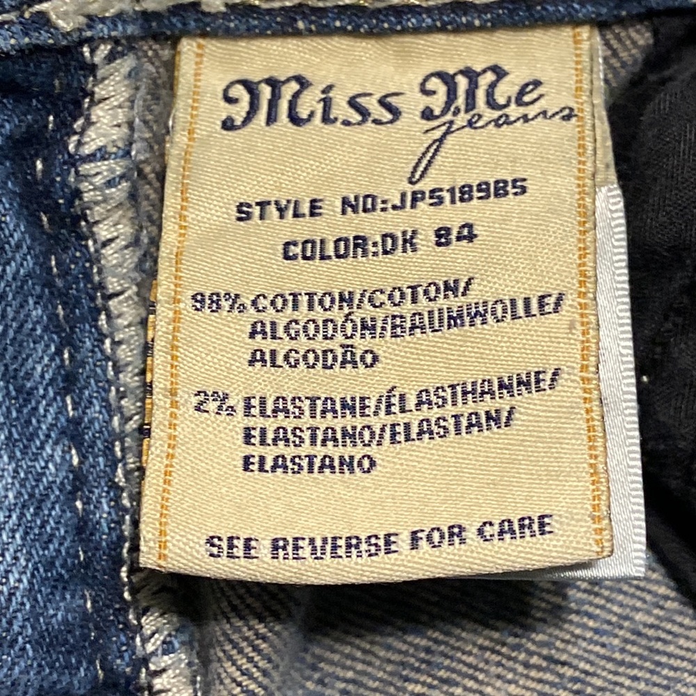 Miss Me Jeans - Size 27 x 26” - Tag says boot - these were hemmed Preloved - Picture 7 of 10